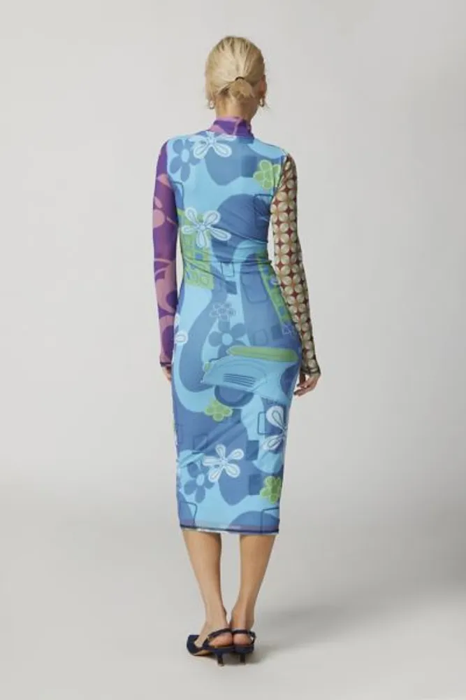 UO Zoe Printed Long Sleeve Midi Dress