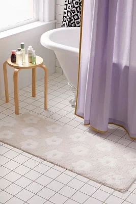 Flower Tuft Bath Mat