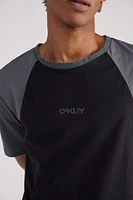 Oakley Kangaroo Pocket Tech Tee