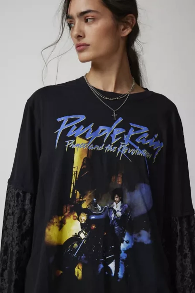 Urban Renewal Remade Velvet Sleeve Music Tee