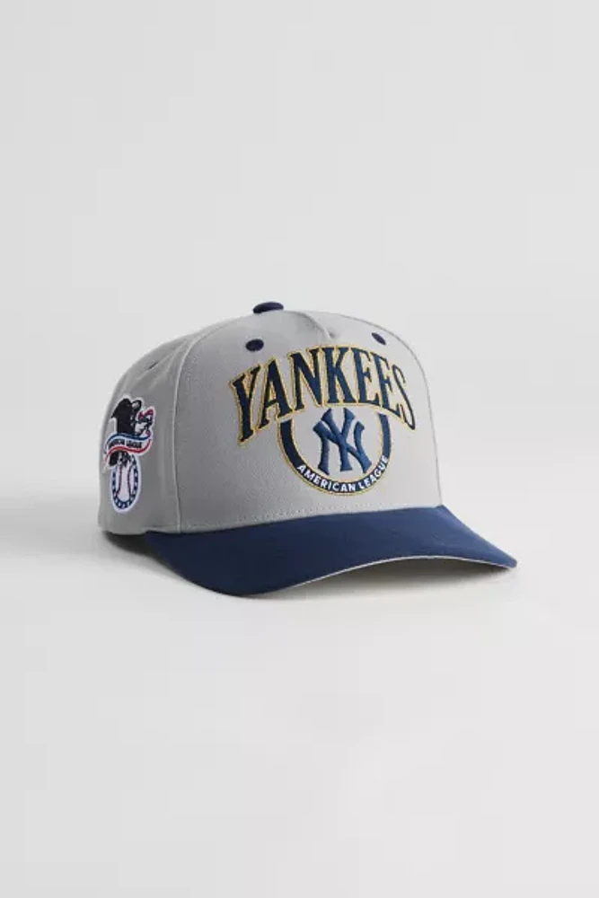 Mitchell & Ness Crown Jewels Pro New York Yankees Snapback Hat