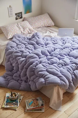 Gwendolyn Fleece Puffy Throw Blanket