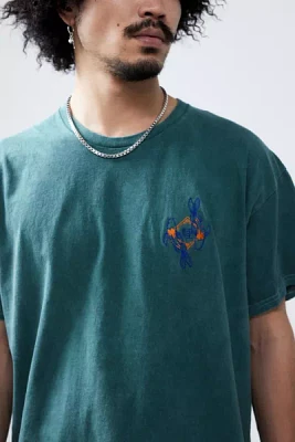 UO Green Fish Embroidered Tee