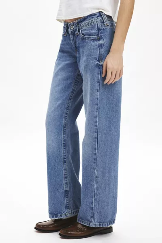 BDG Kayla Low-Rise Jean