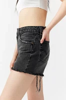 Urban Renewal Vintage Levi’s® Low Rise Slouchy Short