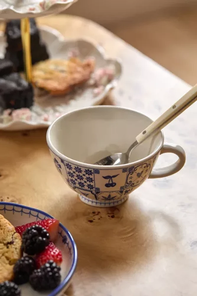 Amelie Teacup