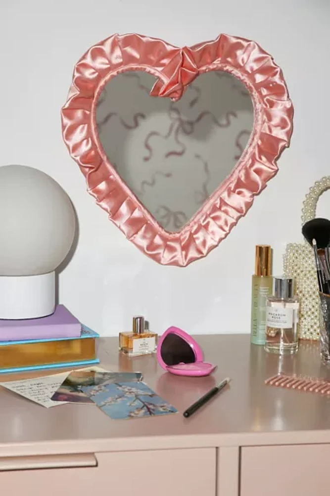 Ruffle Heart Wall Mirror