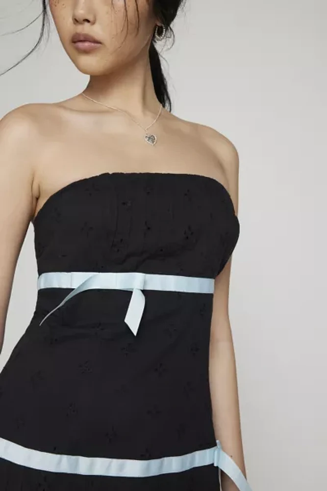 Kimchi Blue Violetta Eyelet Strapless Mini Dress
