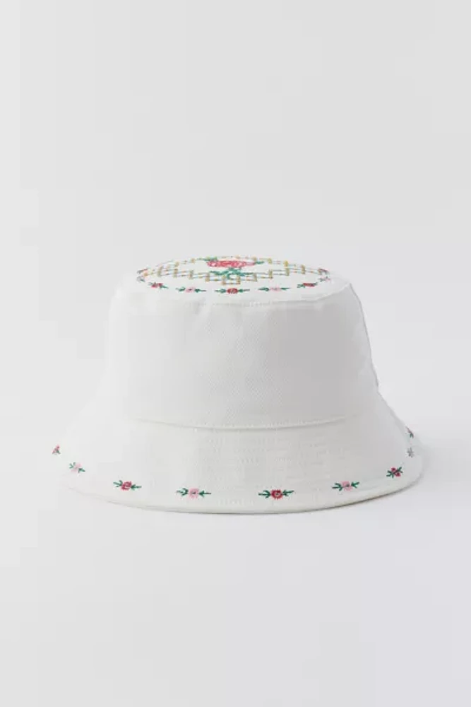UO Embroidered Rose Bucket Hat