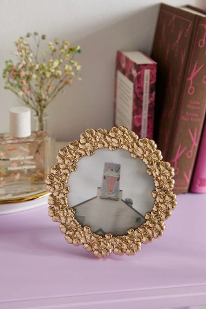 Flower Cluster Circle Picture Frame