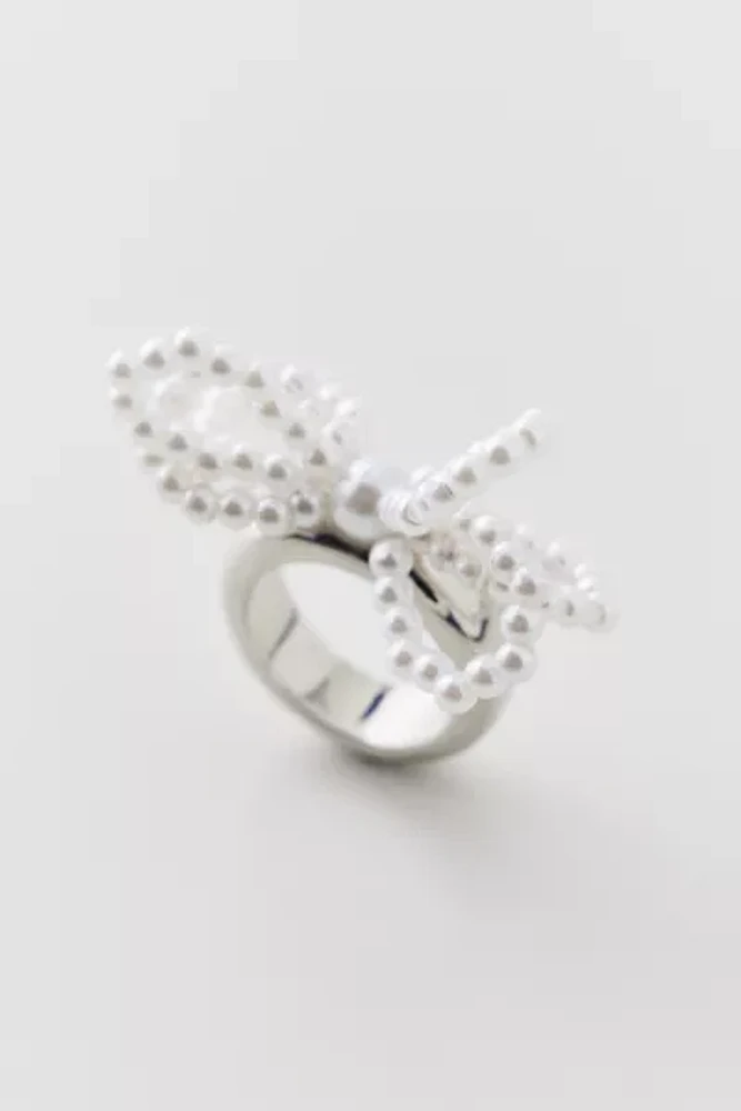 Pearl Bow Statement Ring