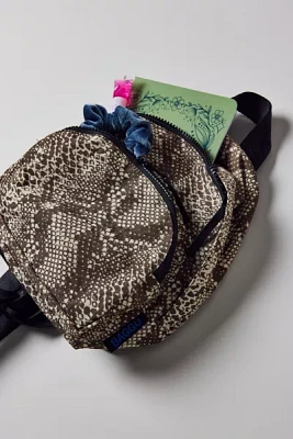 BAGGU Mini Nylon Lightweight Backpack