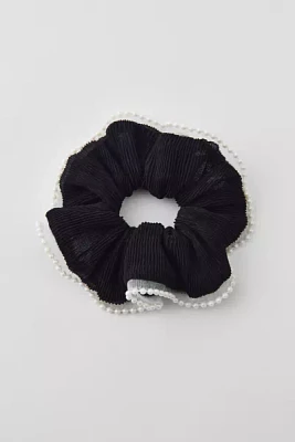 Crinkle Pearl Scrunchie