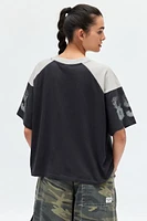 89 V-Neck Boxy Graphic Tee