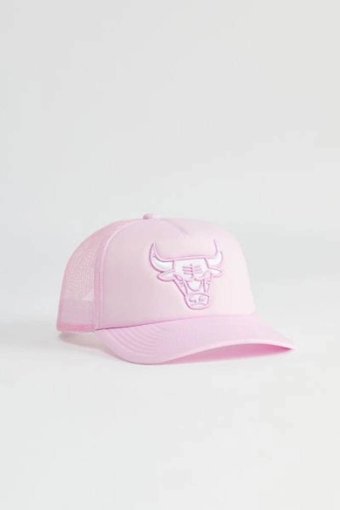 Mitchell & Ness NBA Chicago Bulls Pastel Trucker Hat