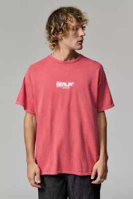 UO Berlin Tee