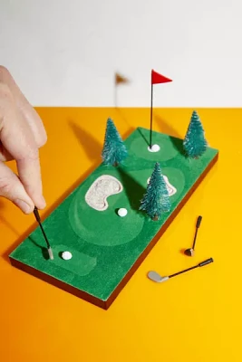 Desktop Mini Golf Game