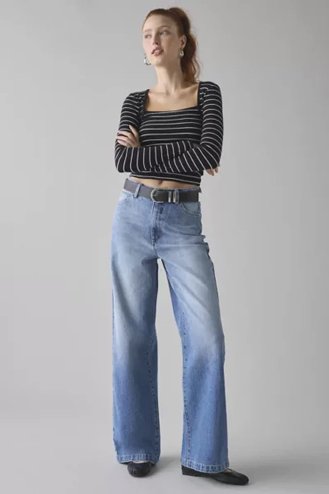 Abrand Vesta 94 Wide Leg Jean