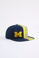 Mitchell & Ness NCAA Michigan Wolverines Stripe Snapback Hat