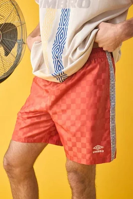 Umbro UO Exclusive Check Pattern 7” Short