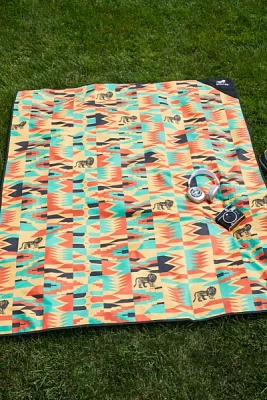 Slowtide X Bob Marley Rocker Quick-Drying Picnic Blanket