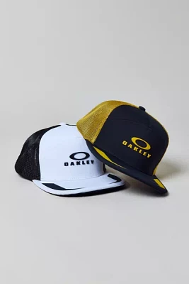 Oakley Podium Trucker Hat