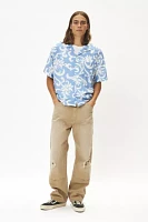 UO Hibiscus Pattern Short Sleeve Button-Down Shirt