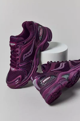 Saucony Women's ProGrid Triumph 4 Running Sneaker