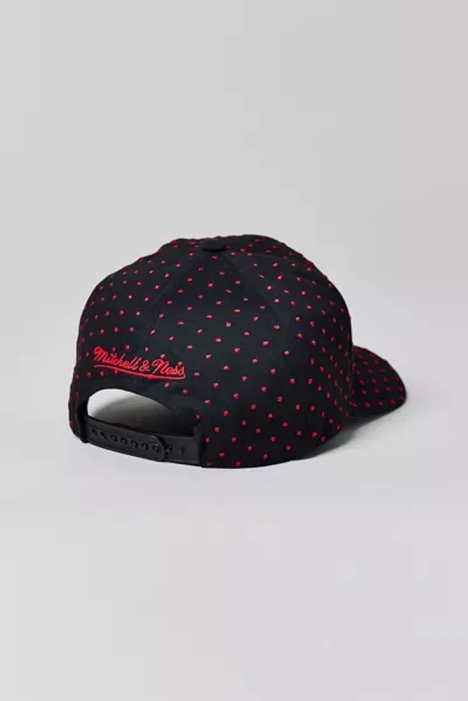 Mitchell & Ness NBA Chicago Bulls Polka Dot Pro Snapback Hat