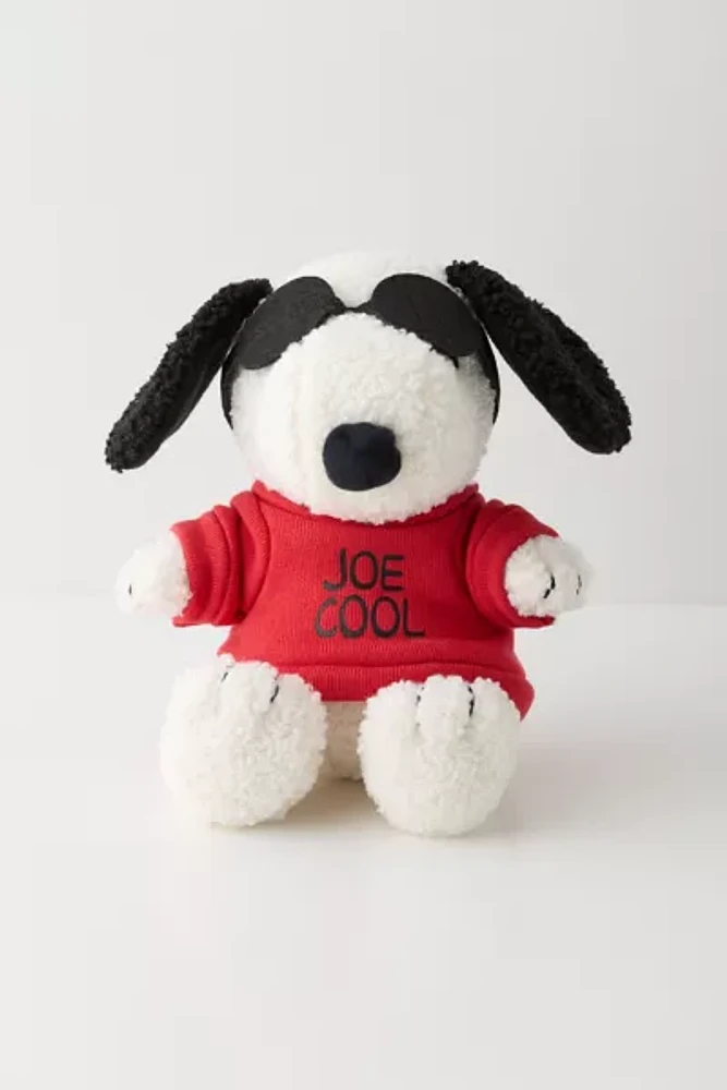 Peanuts Snoopy Joe Cool Plushie