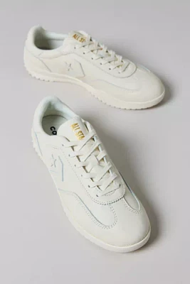 Converse Women's Run Star Trainer Golden Hit Sneaker