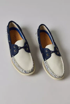 Sperry Women's Striped Authentic Original 2-Eye Boat Shoe