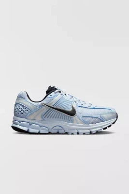 Nike Women's Zoom Vomero 5 Sneaker