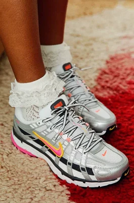 Nike Women's P-6000 Sneaker