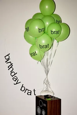 Bratty Ballon Set