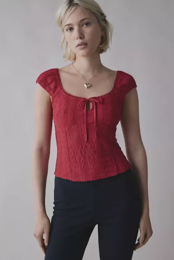 Kimchi Blue Juliette Keyhole Scoop Neck Crinkle Blouse
