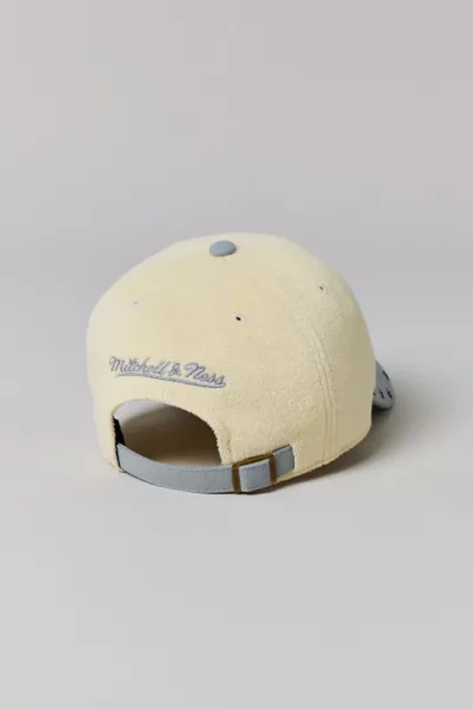 Mitchell & Ness NCAA Georgetown Hoyas Dune Dad Hat