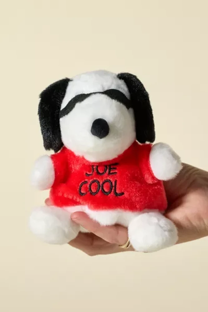 Peanuts Snoopy Joe Cool Mini Plushie