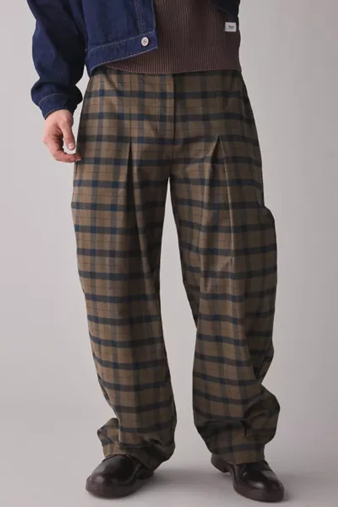 Urban Renewal Remnants Pleated Plaid Pant