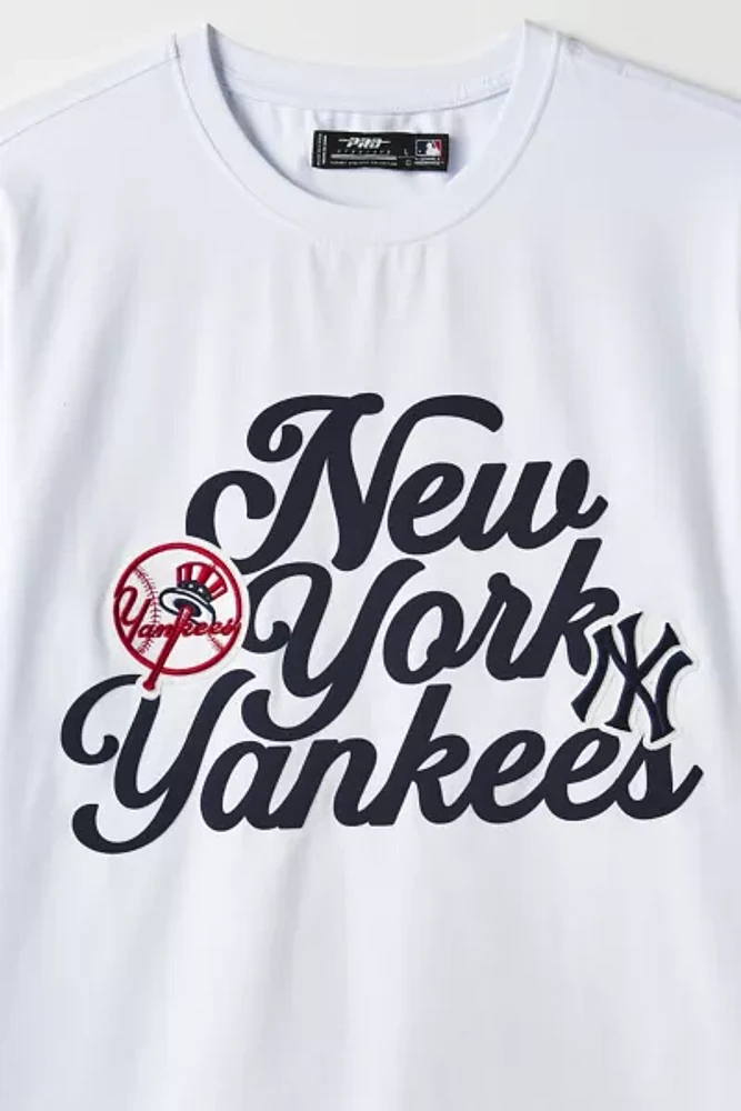 Pro Standard MLB New York Yankees Logo Graphic Tee