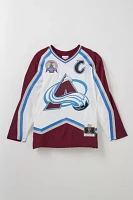 Mitchell & Ness NHL Colorado Avalanche Joe Sakic 2000-01 Hockey Jersey