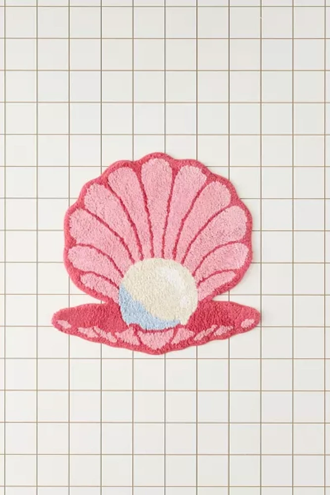 Clamshell Shape Tufted Bath Mat