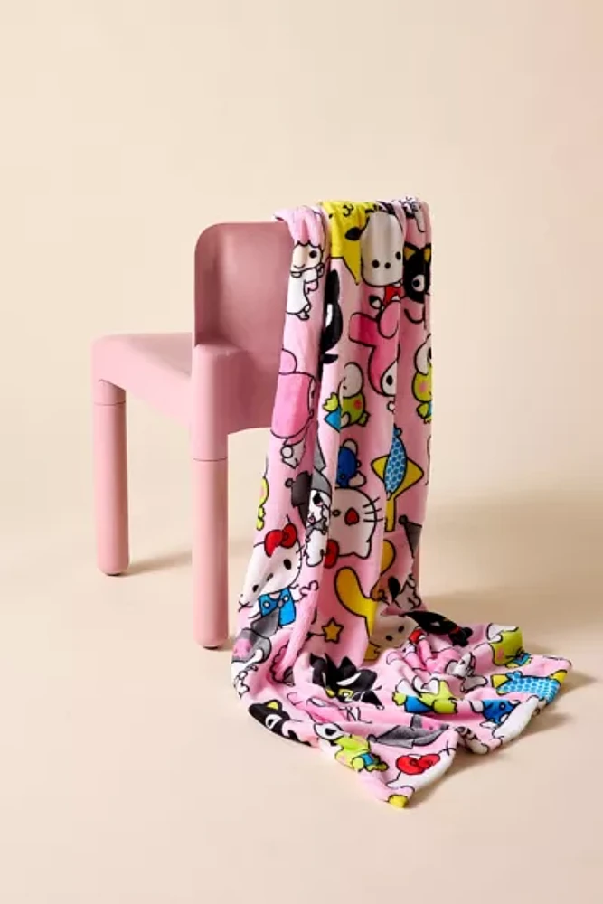 Sanrio Hello Kitty & Friends Throw Blanket