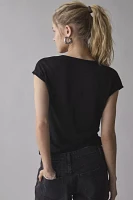 UO Zoe Keyhole Scoop Neck Cropped Top