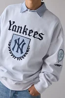 Pro Standard MLB New York Yankees Country Club Crest Graphic Crew Neck Sweatshirt