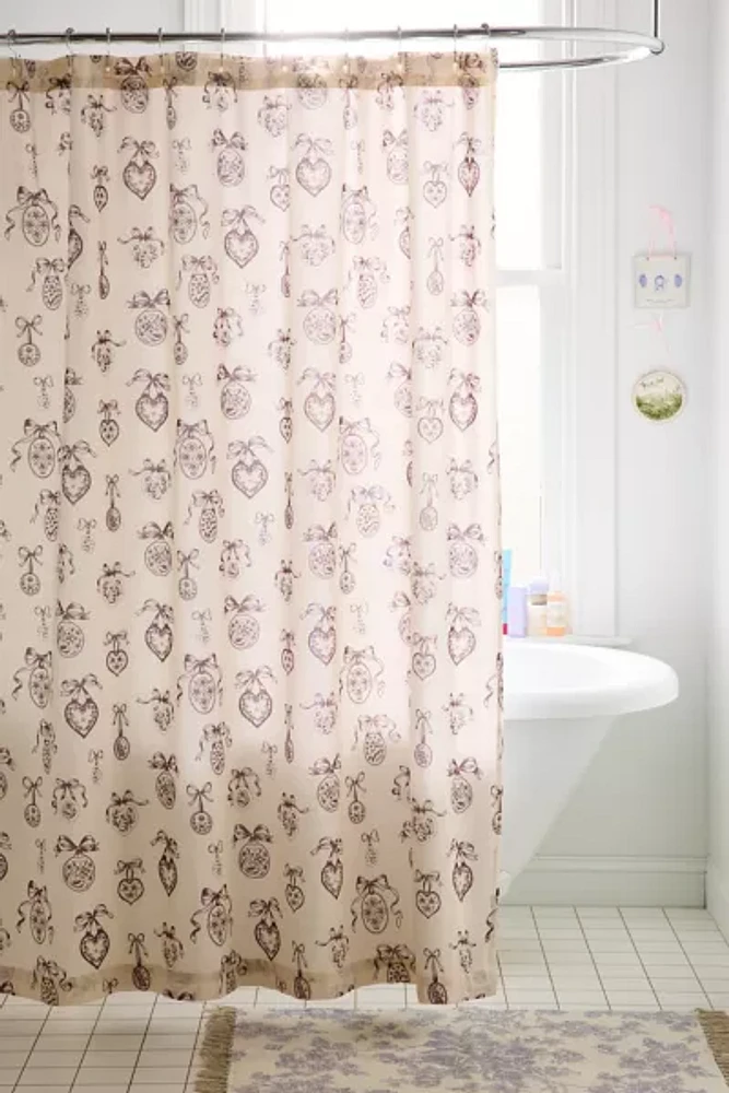 Locket Frame Patterned Shower Curtain