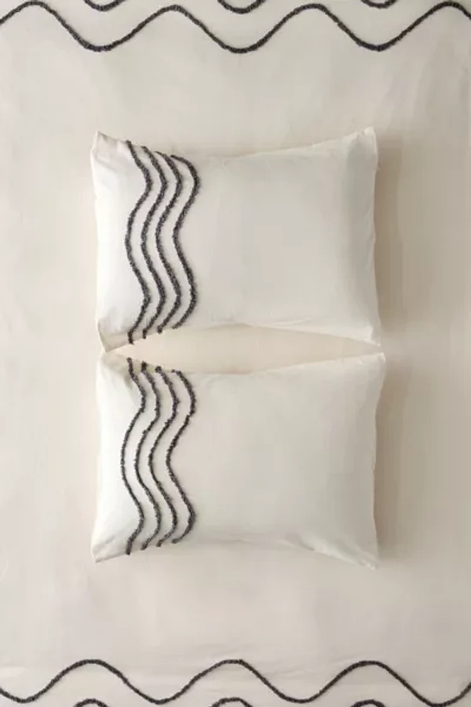 Wiggle Bordered Tufted Sham Set