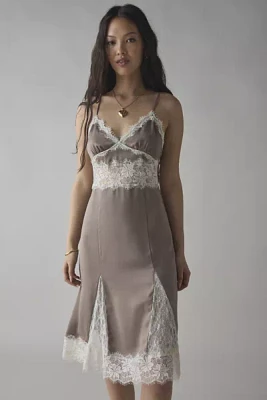 Kimchi Blue Dipped Lace Satin Slip Midi Dress