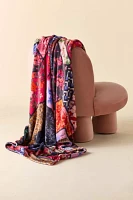 Cozy Logan Patterned Fleece Throw Blanket