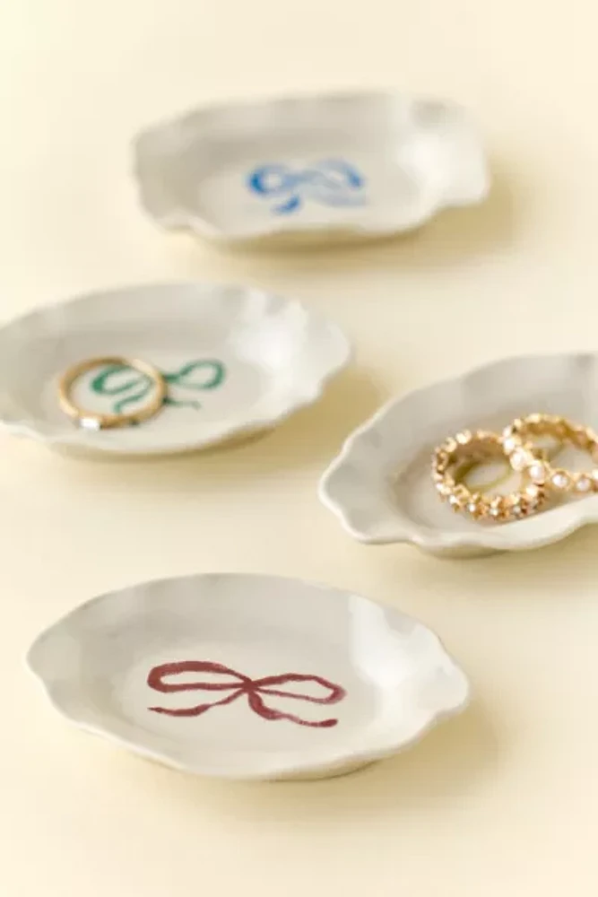 Bow Scalloped Ceramic Catch-All Dish